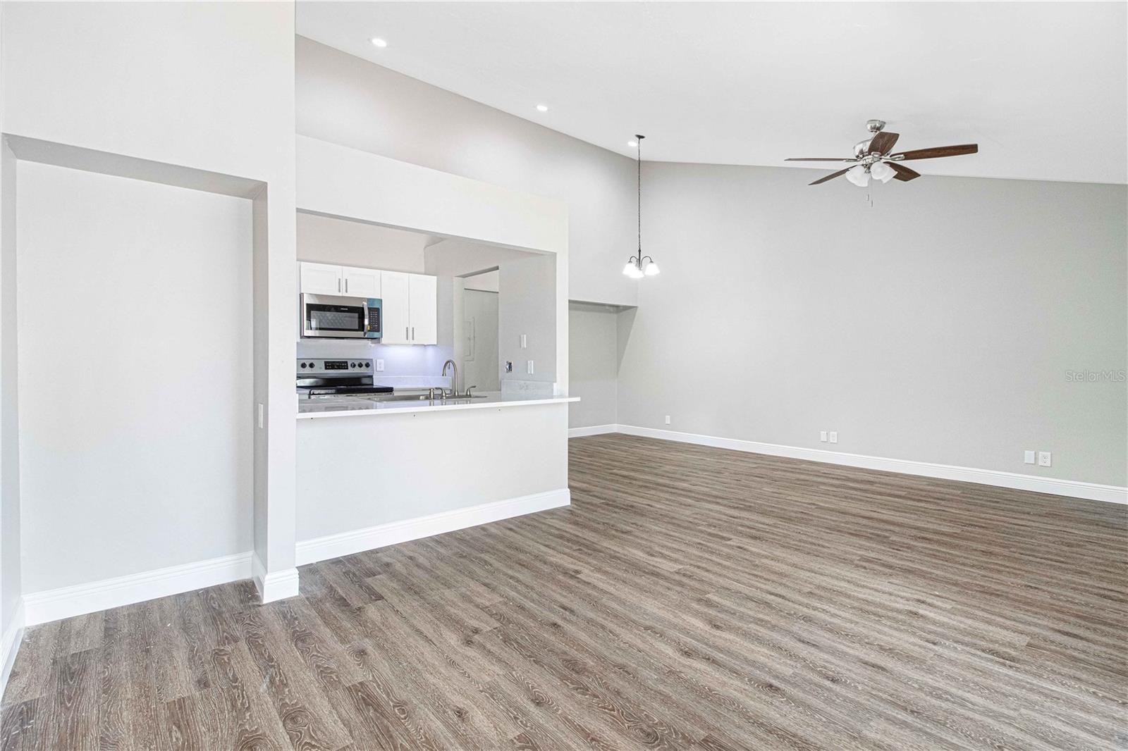 CITRUS PARK - Residential Income