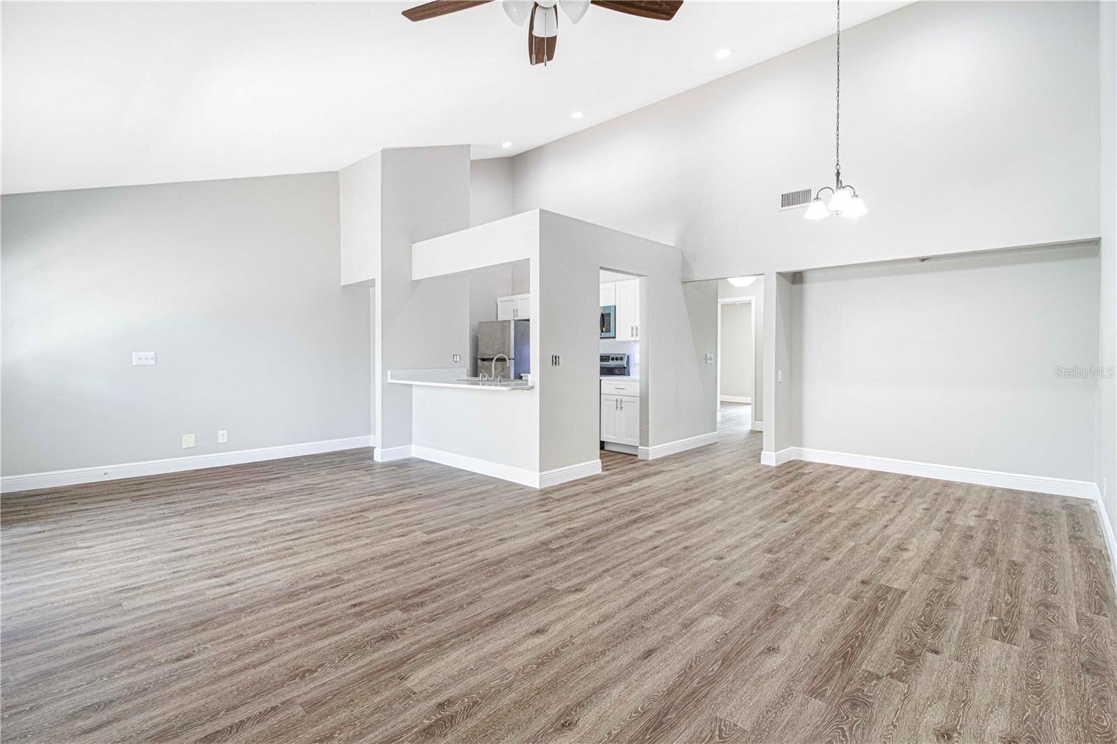 CITRUS PARK - Residential Income