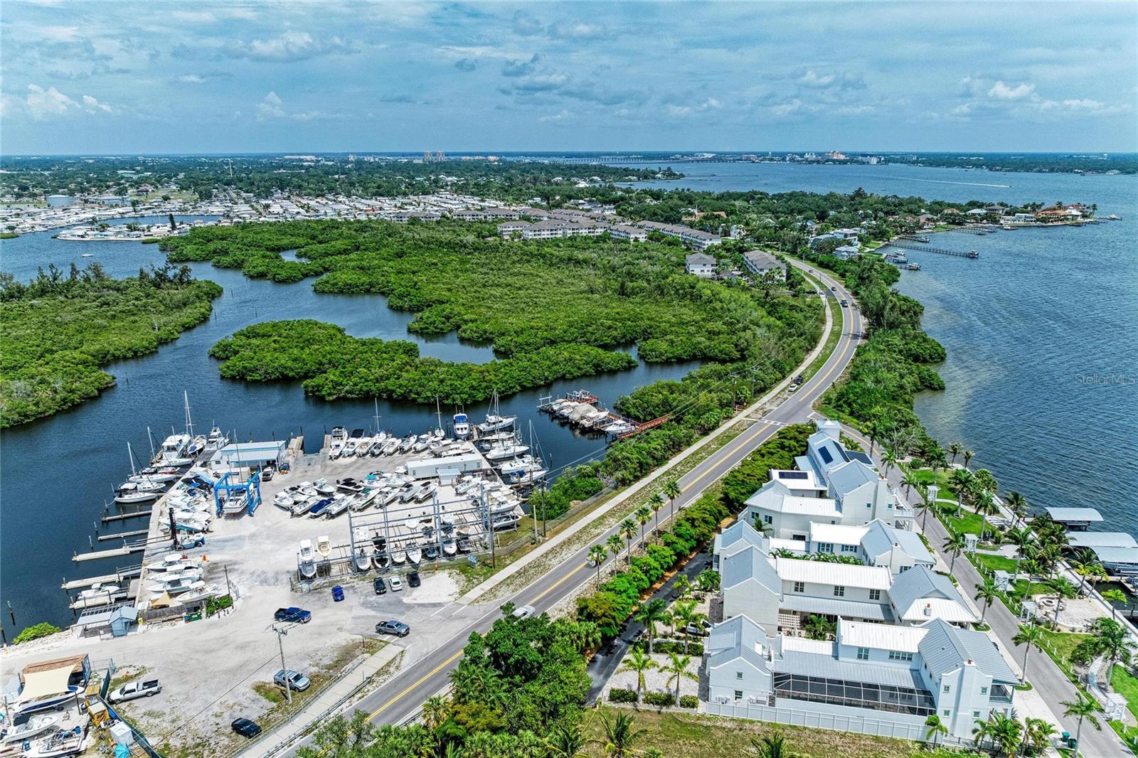 RIVERBAY TOWNHOMES AT TERRA CIERA BAY - Residential