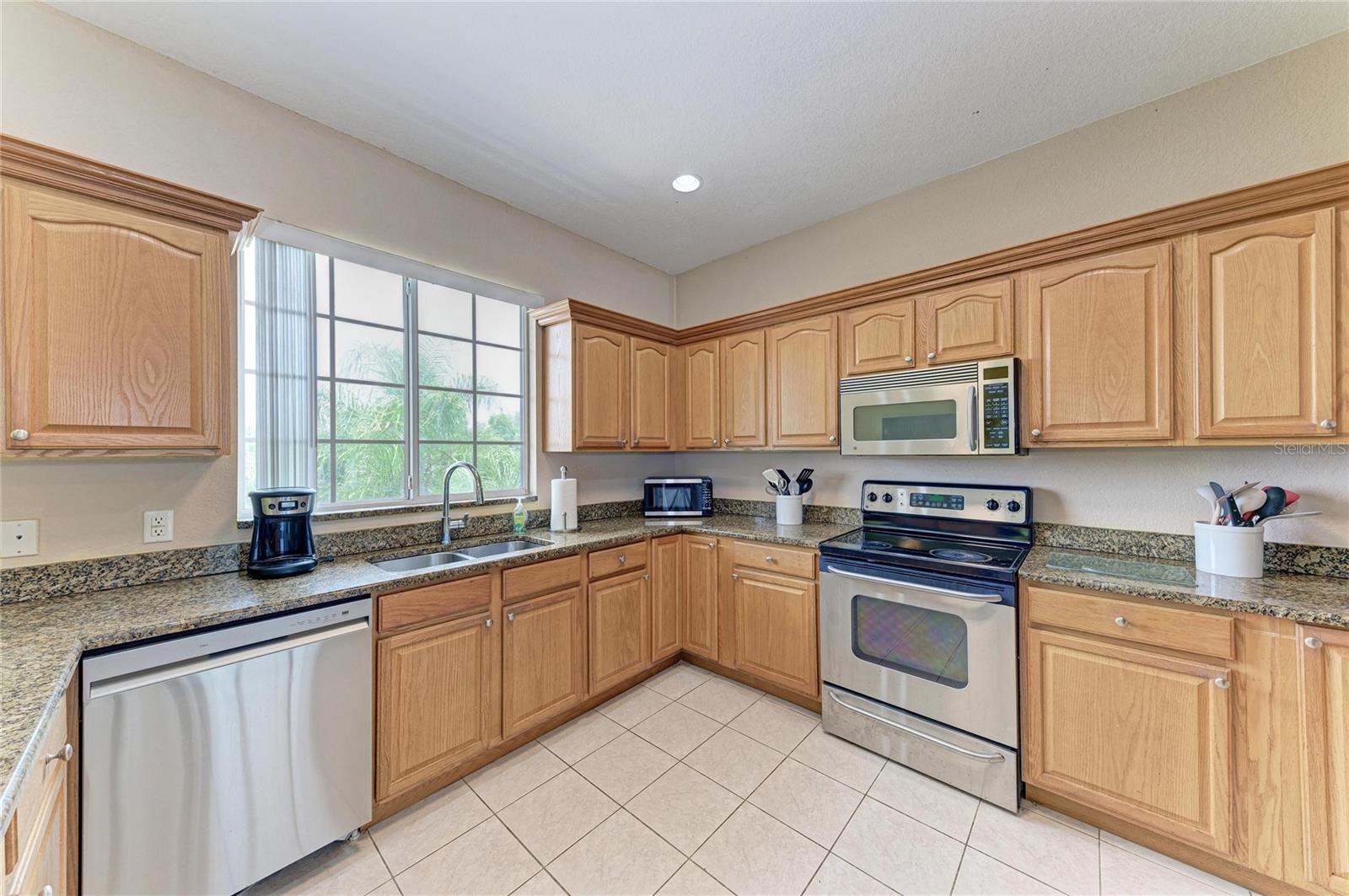 RIVERBAY TOWNHOMES AT TERRA CIERA BAY - Residential