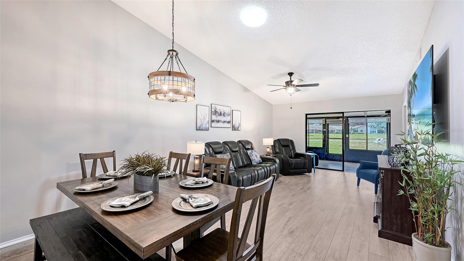 MEADOWCROFT SOUTH - Residential