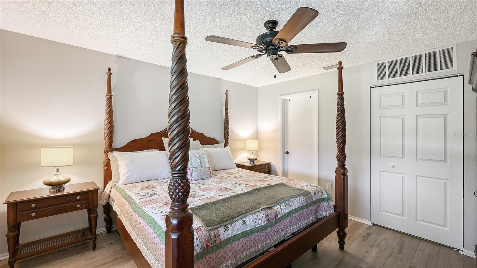 MEADOWCROFT SOUTH - Residential