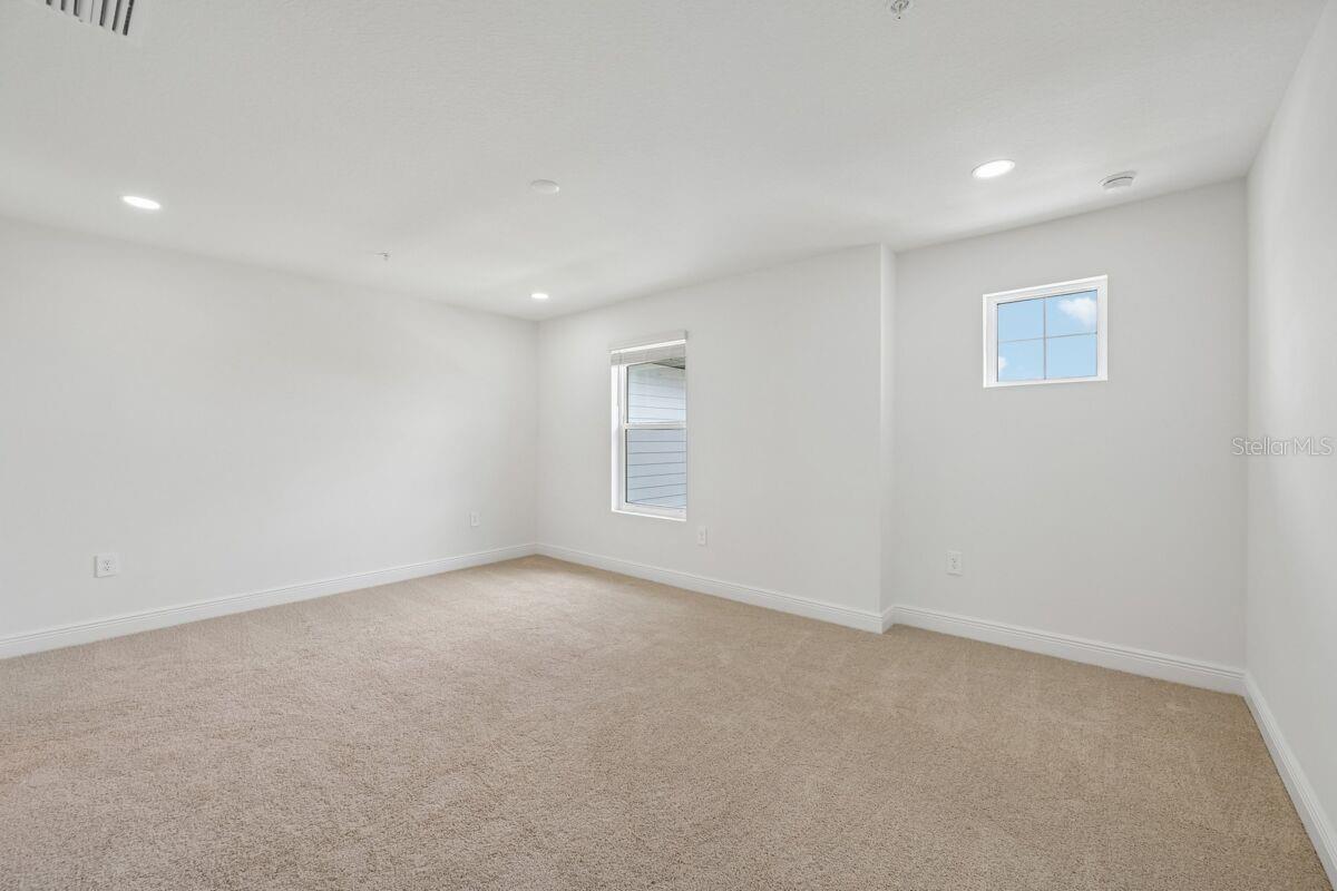 PALMERA AT WELLEN PARK - Residential