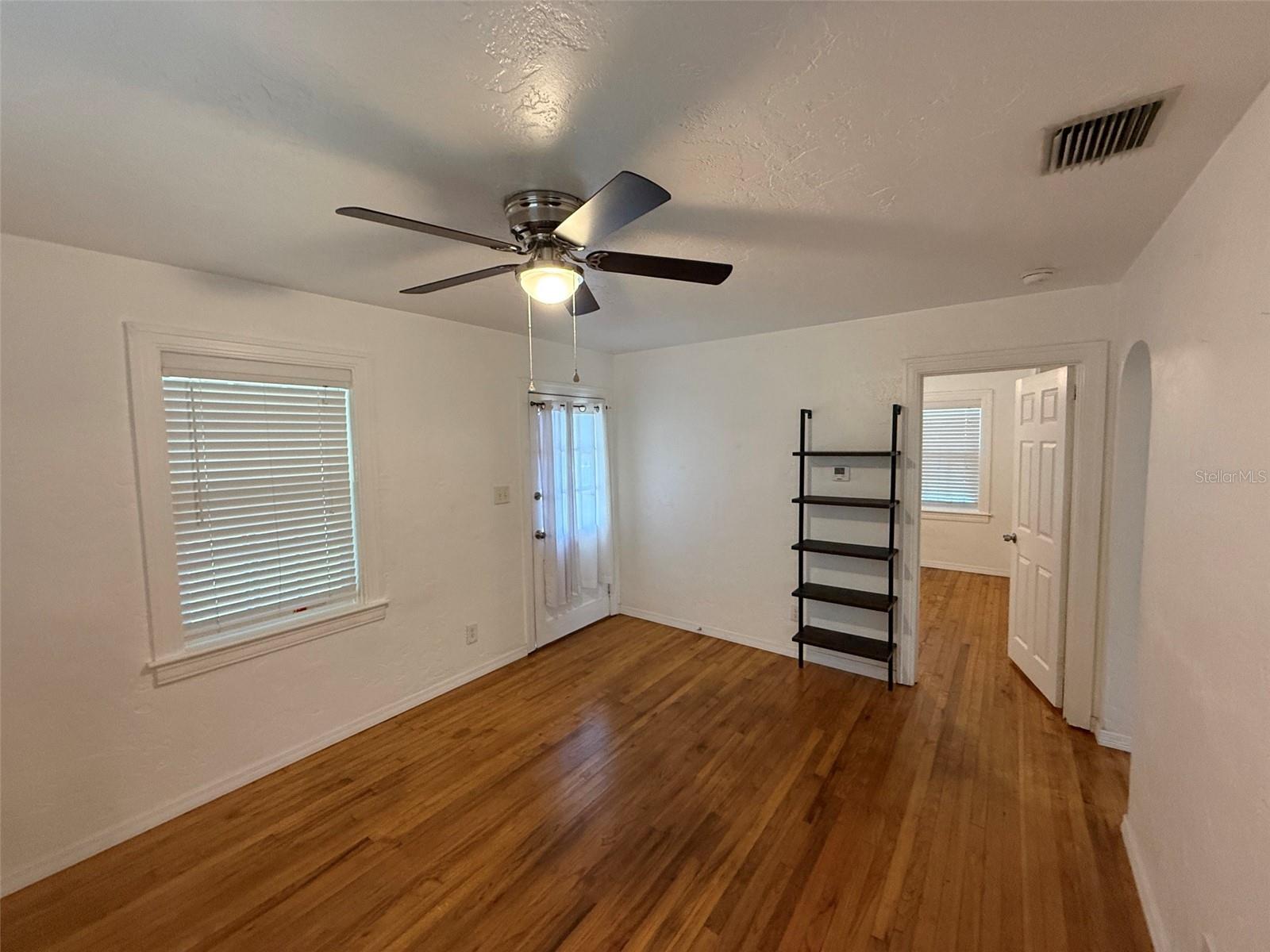 OAK RIDGE 3 - Residential Lease