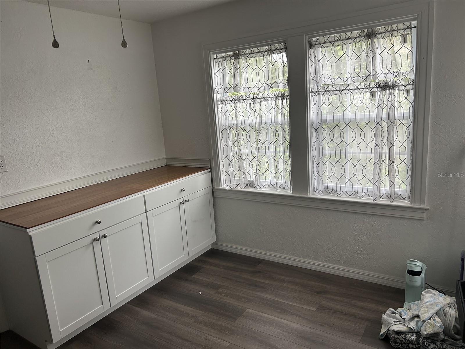 OAK RIDGE 3 - Residential Lease