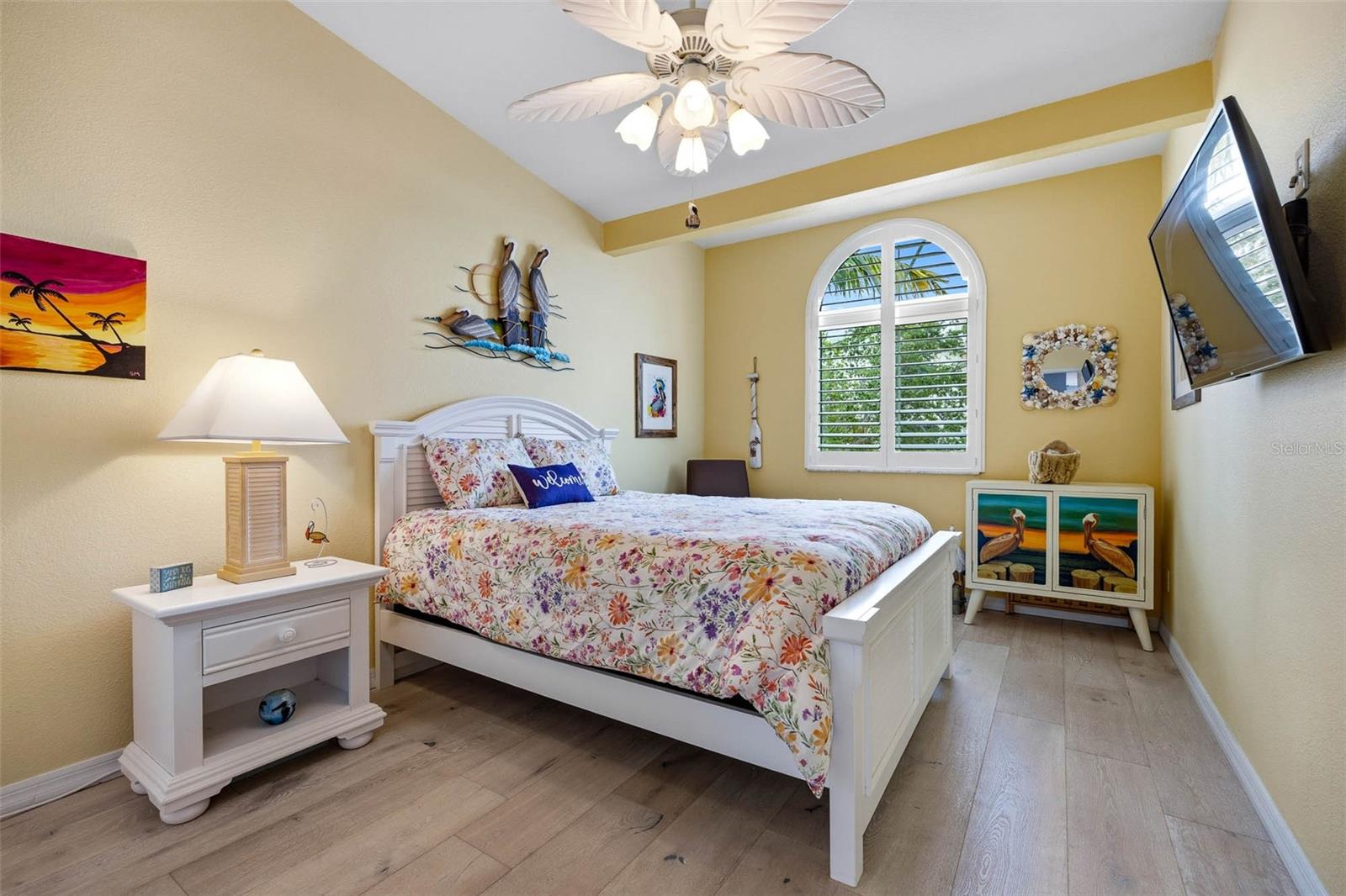 CURLEW LANDINGS - Residential