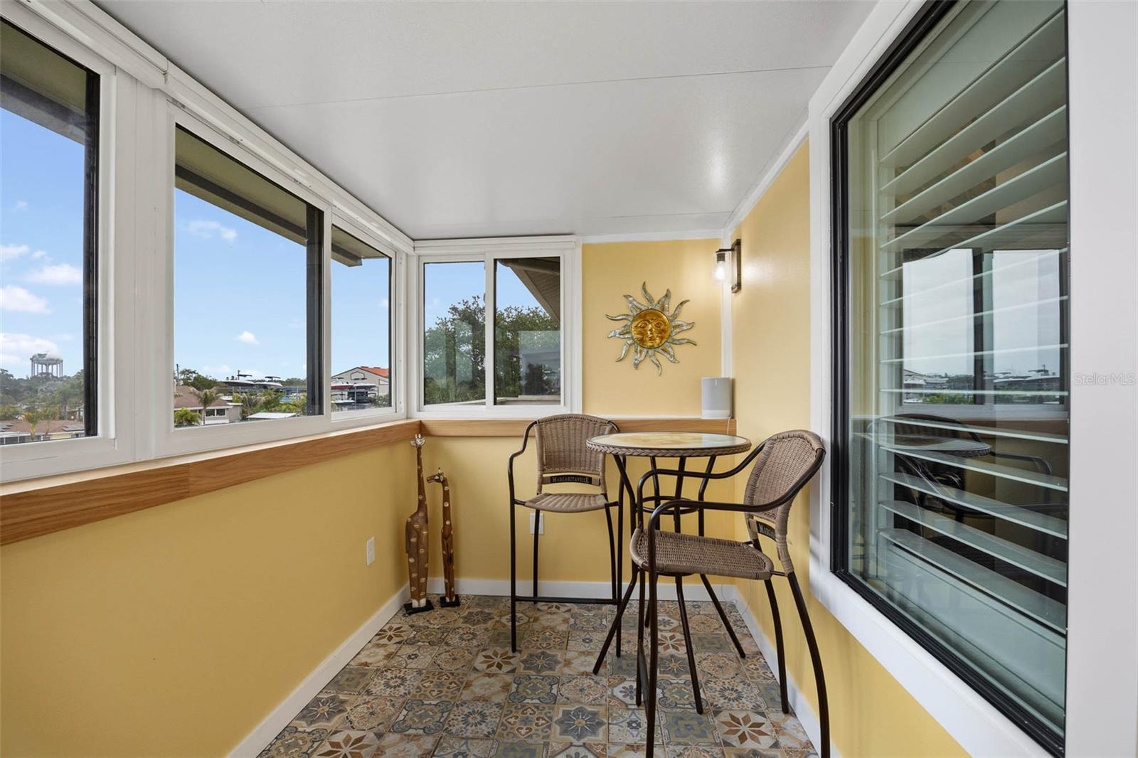 CURLEW LANDINGS - Residential
