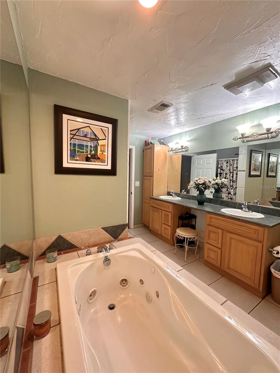 DESOTO ACRES - Residential