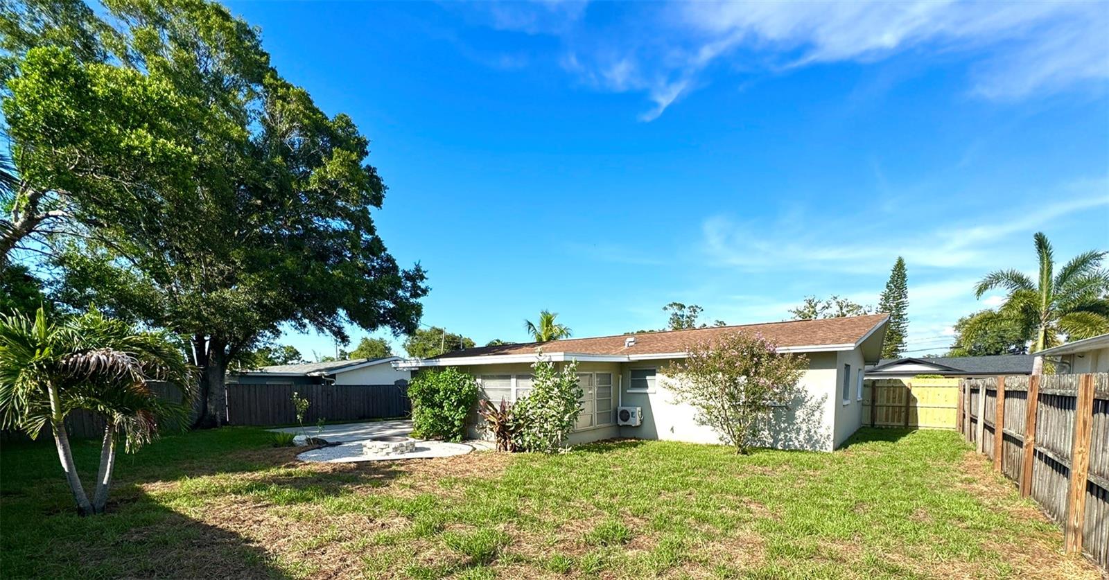 BLACKSHIRE ESTATES - Residential