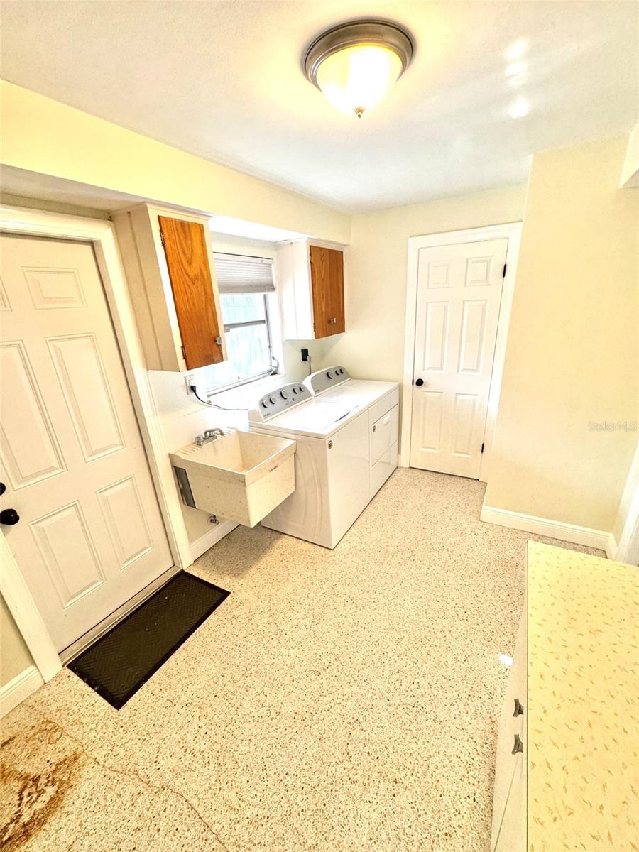 BLACKSHIRE ESTATES - Residential