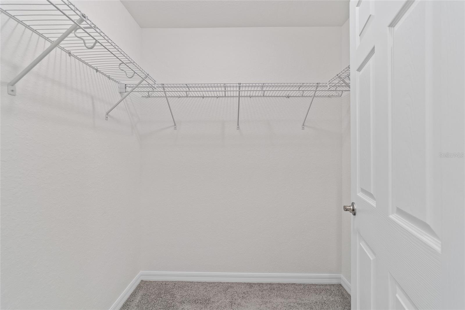 SILVER SPGS SHORES 16 - Residential