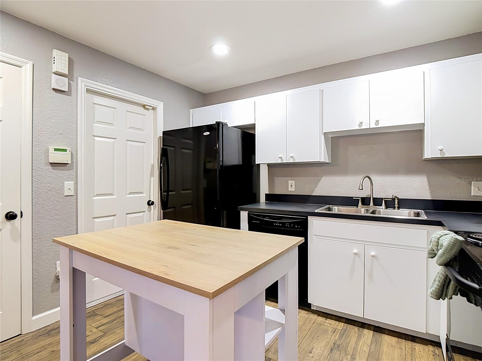 PLACES NORTH - Residential