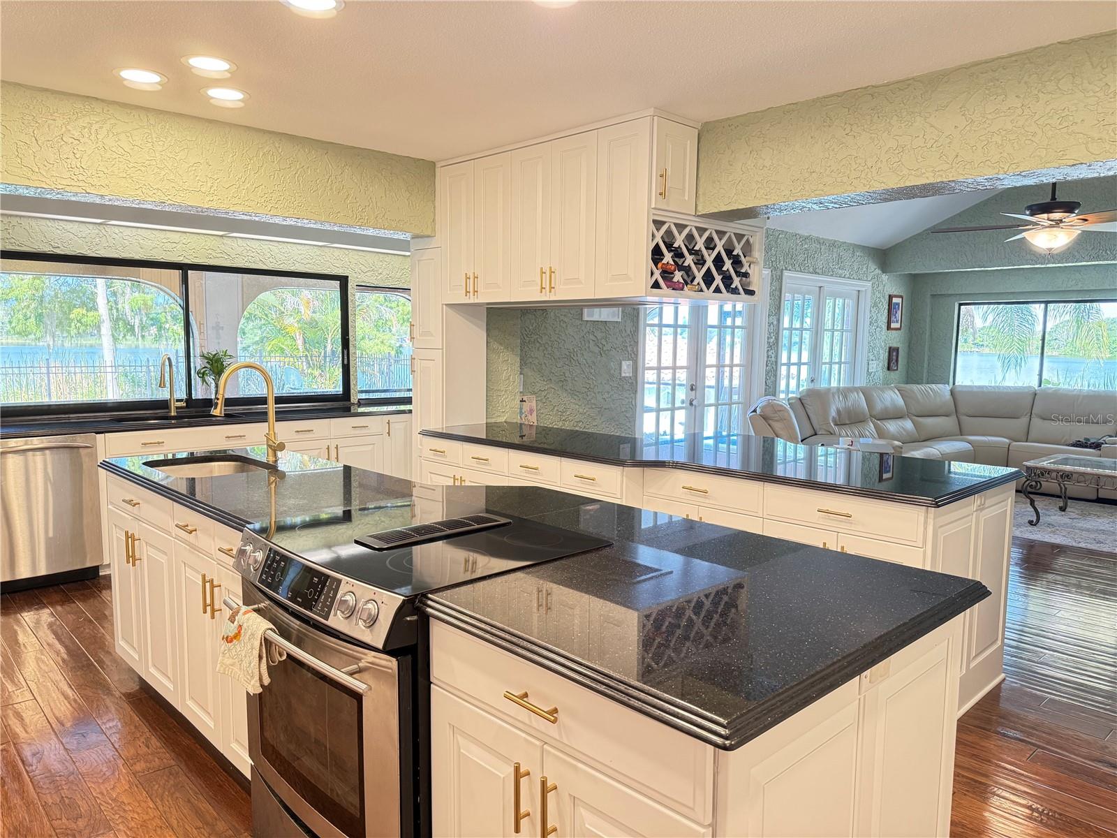 TAMPA & TARPON SPGS LAND CO - Residential
