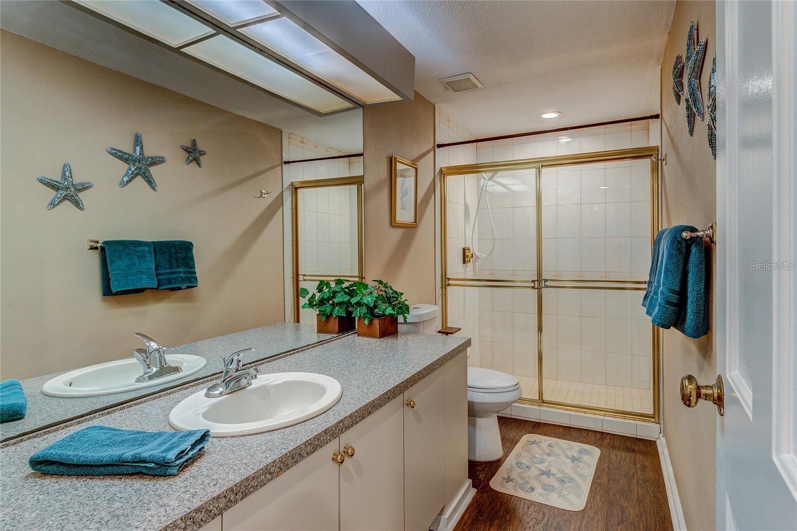 TAMPA & TARPON SPGS LAND CO - Residential