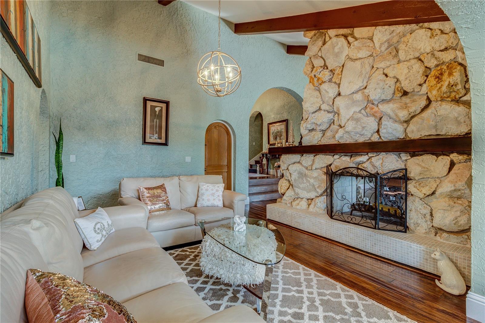TAMPA & TARPON SPGS LAND CO - Residential