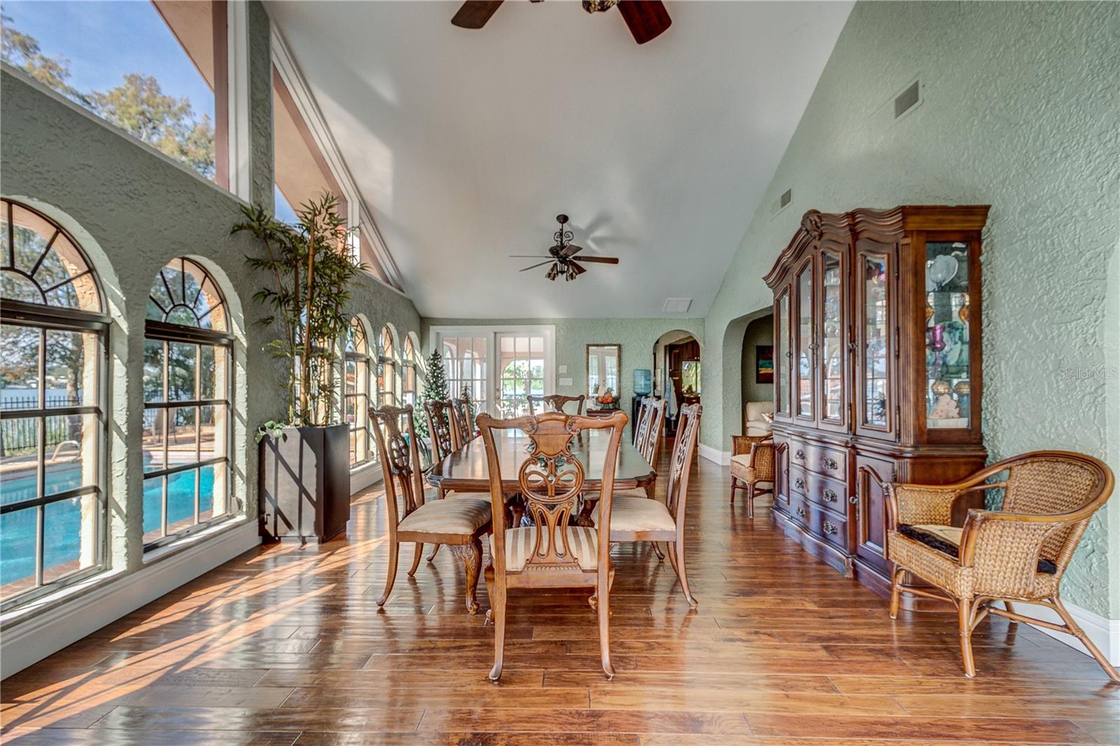 TAMPA & TARPON SPGS LAND CO - Residential