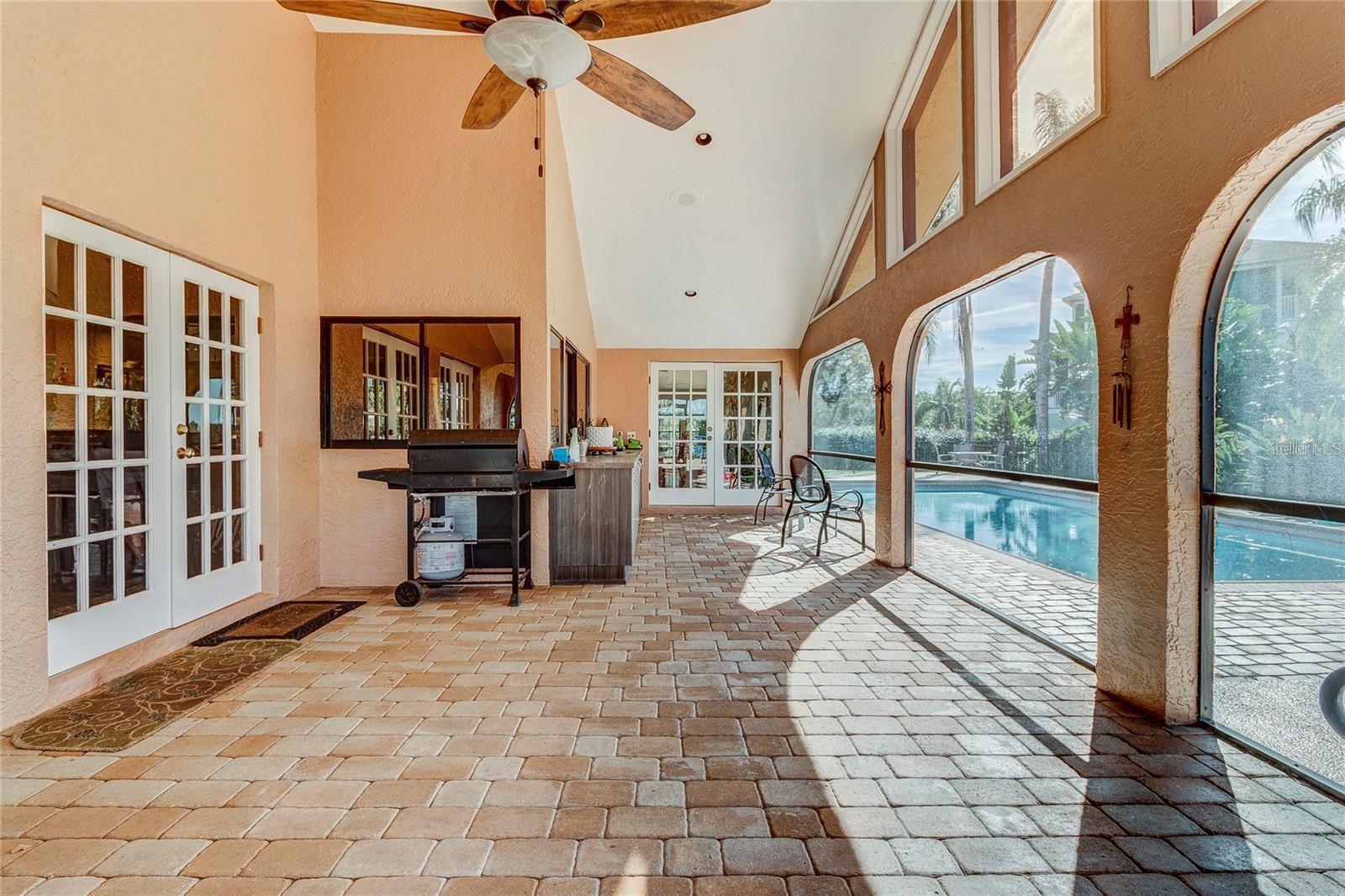 TAMPA & TARPON SPGS LAND CO - Residential