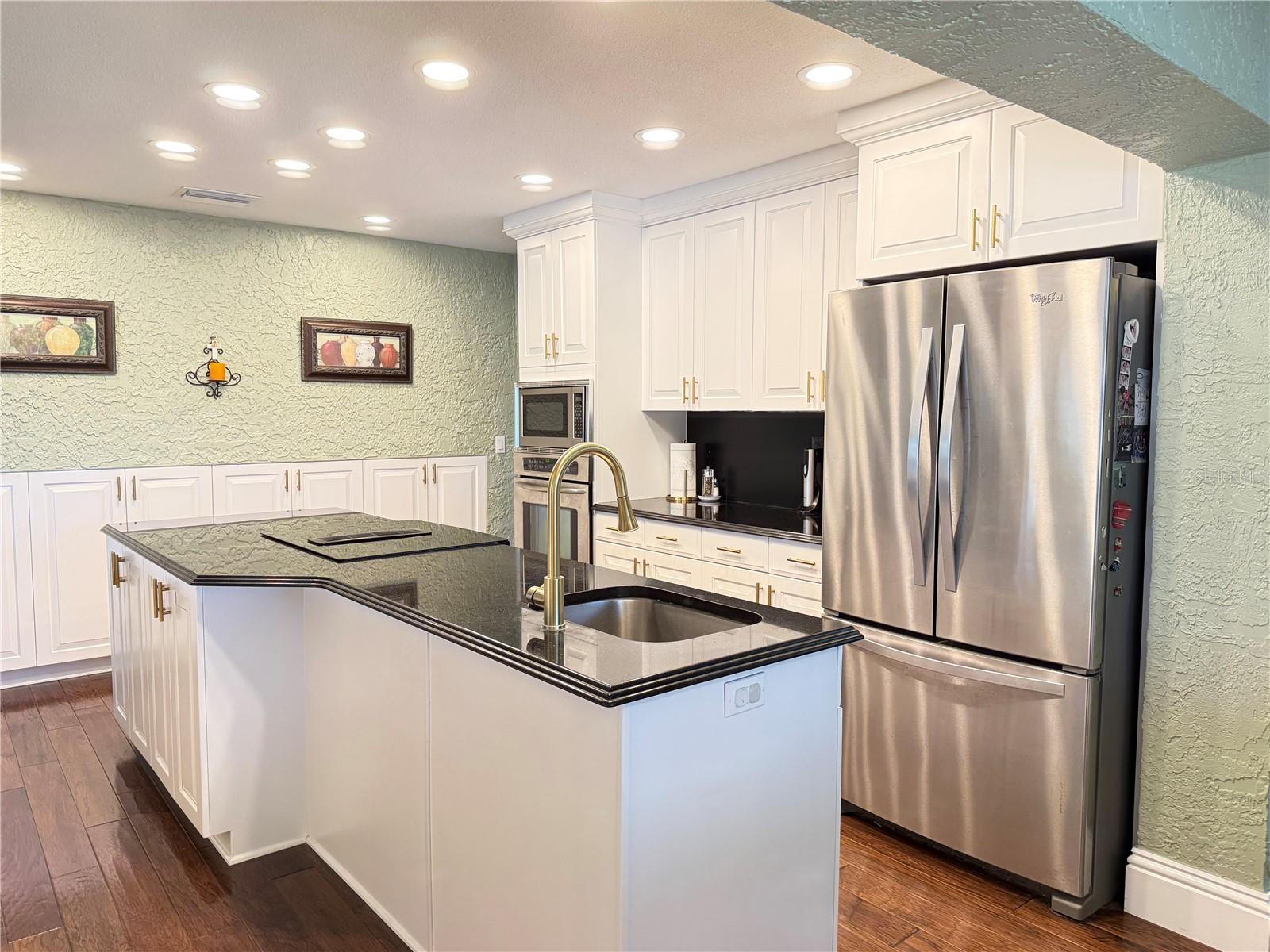 TAMPA & TARPON SPGS LAND CO - Residential