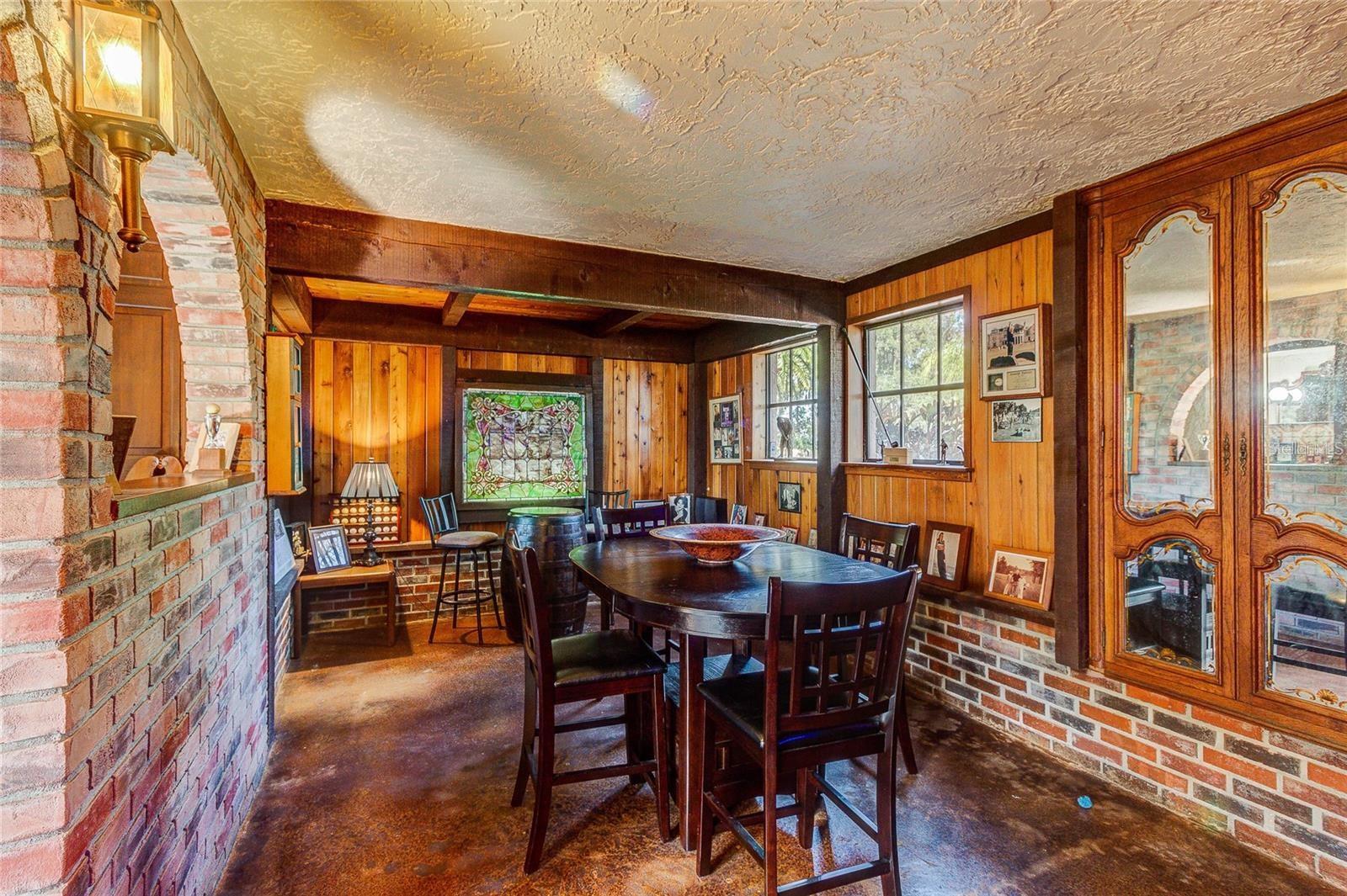 TAMPA & TARPON SPGS LAND CO - Residential