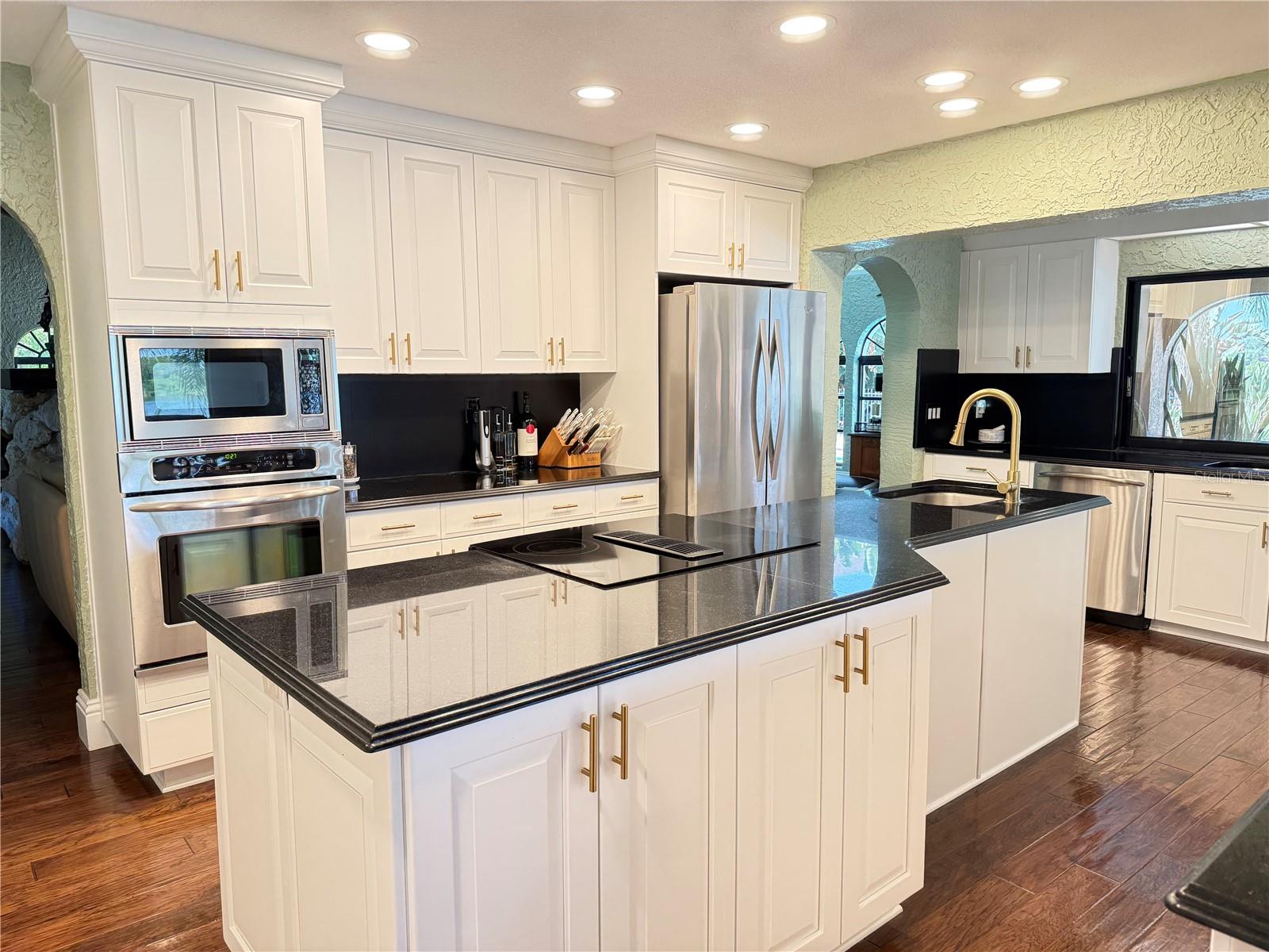 TAMPA & TARPON SPGS LAND CO - Residential