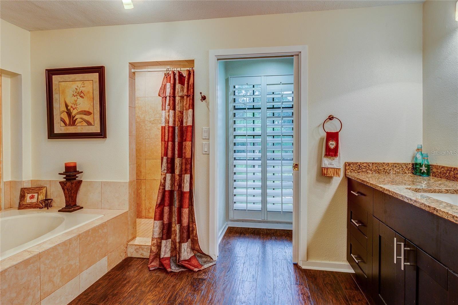 TAMPA & TARPON SPGS LAND CO - Residential
