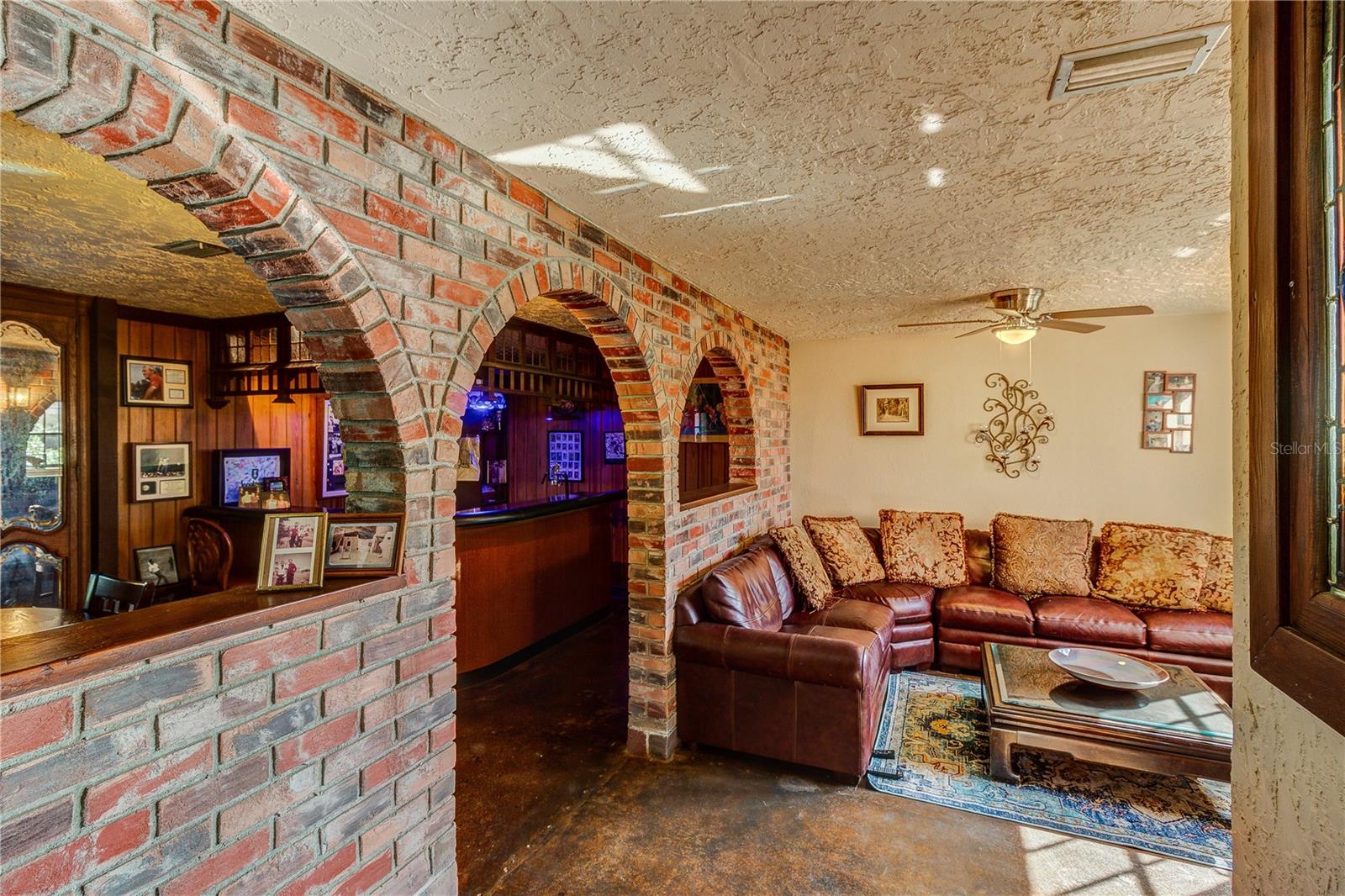 TAMPA & TARPON SPGS LAND CO - Residential