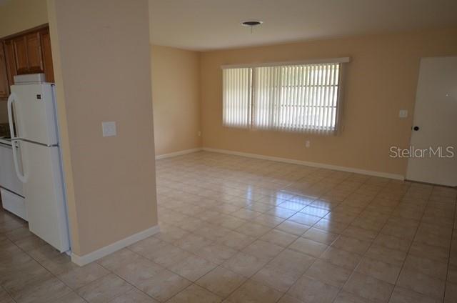 VENICE GARDENS - Residential Lease