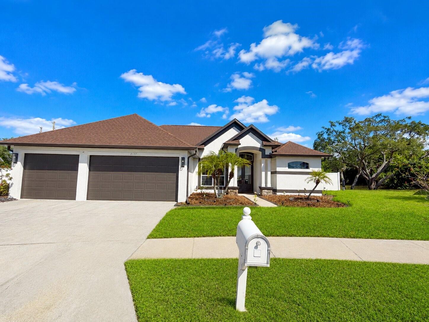 ORCHID LAKE VILLAGE - Residential