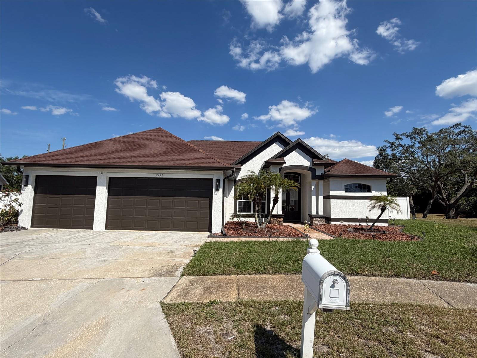 ORCHID LAKE VILLAGE - Residential