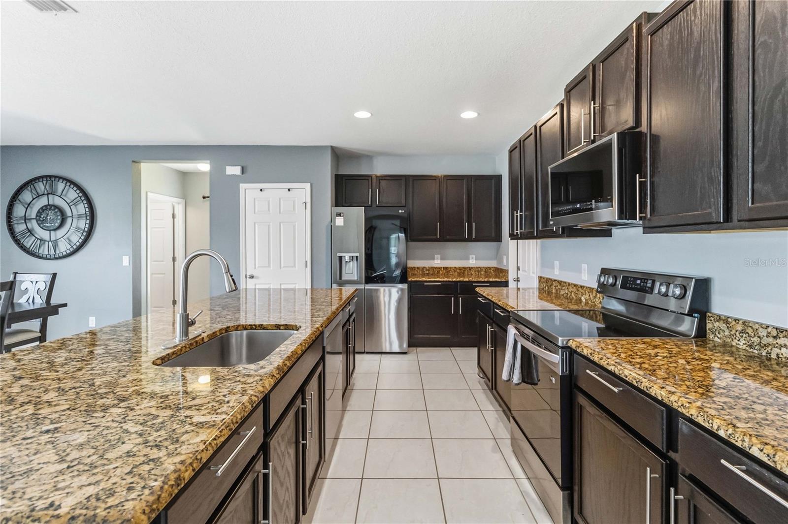 BRIARWOOD ESTATES - Residential
