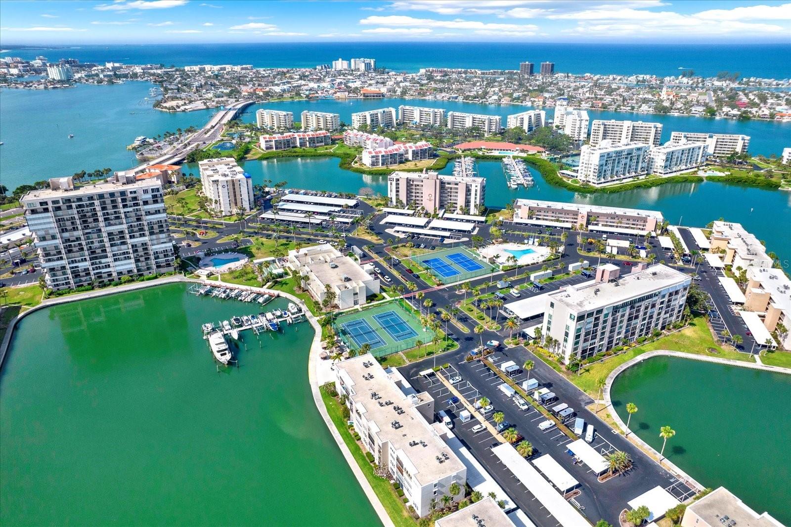BAY ISLAND GROUP 7 - Residential