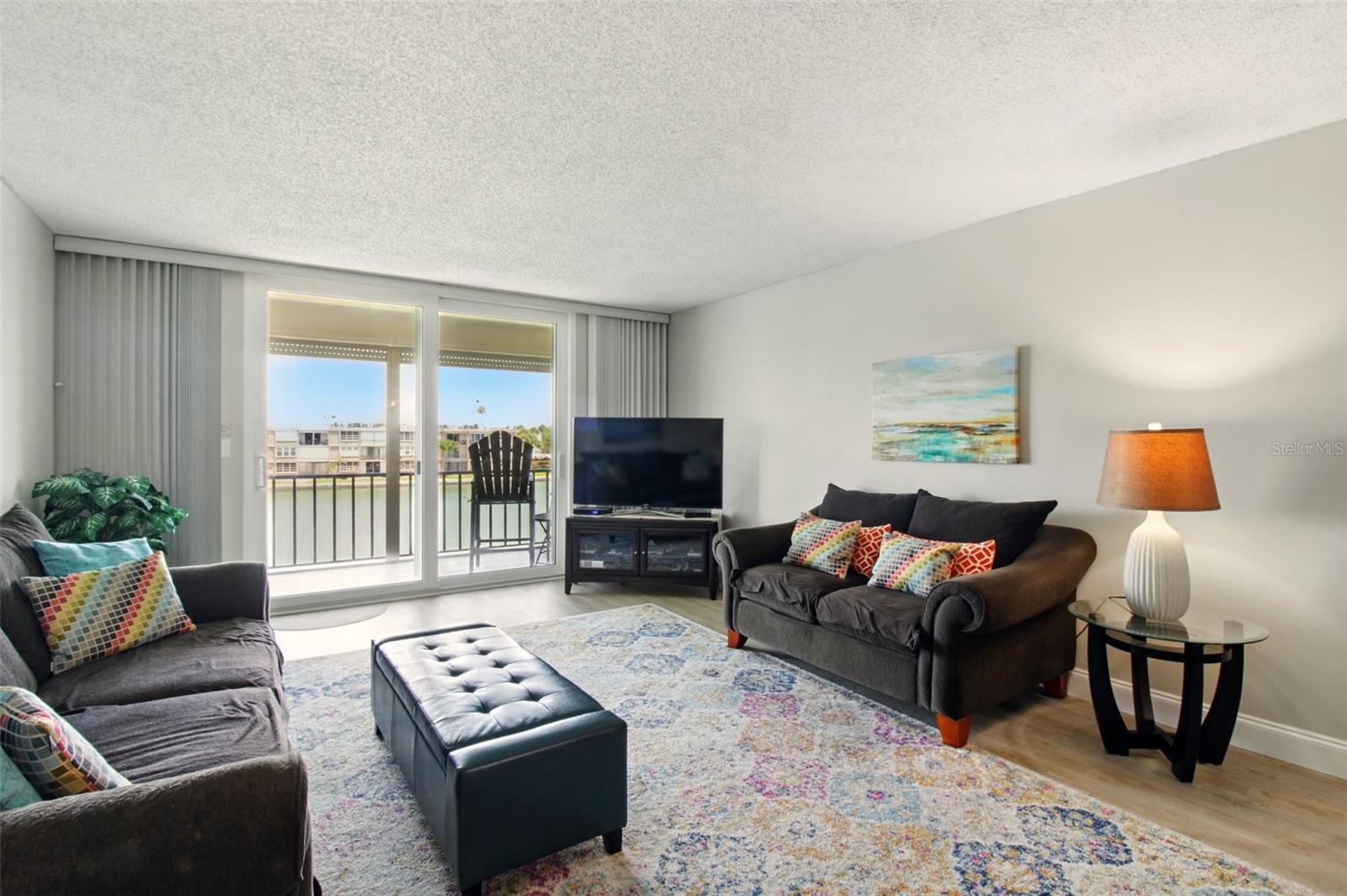 BAY ISLAND GROUP 7 - Residential