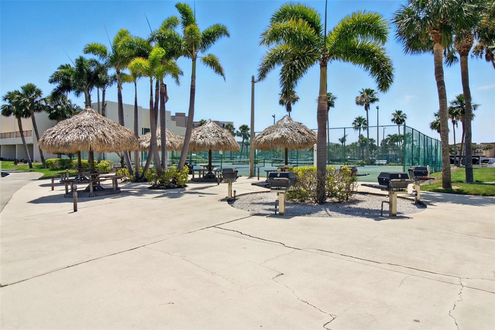 BAY ISLAND GROUP 7 - Residential