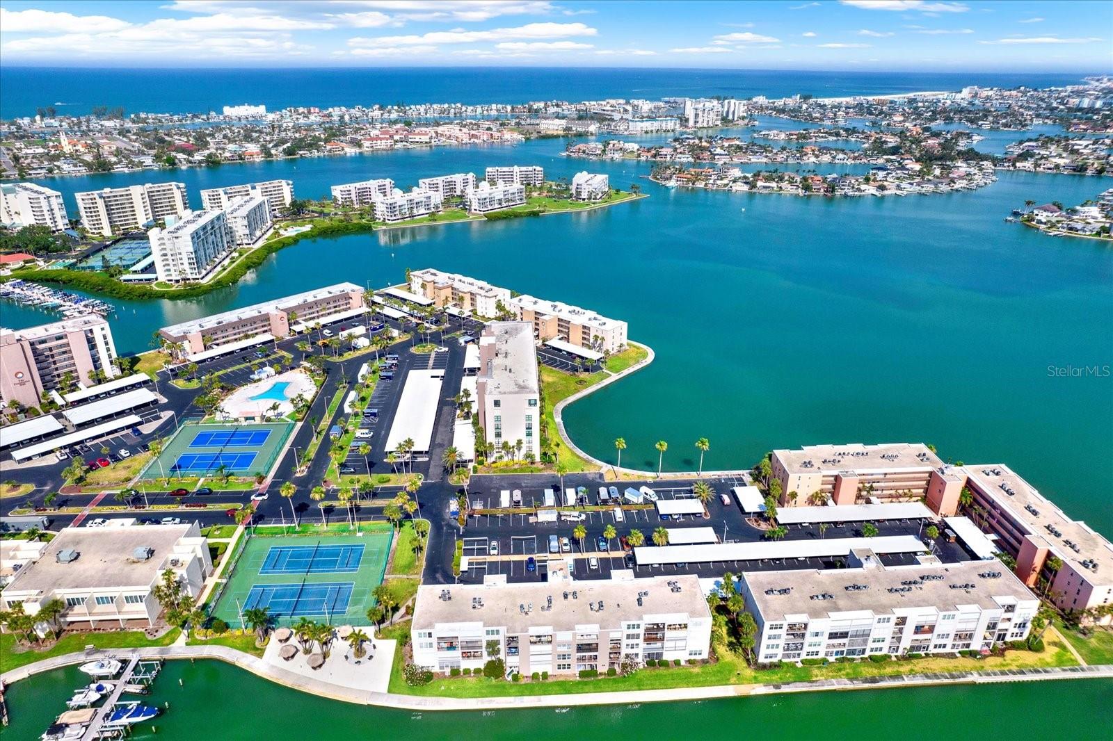 BAY ISLAND GROUP 7 - Residential