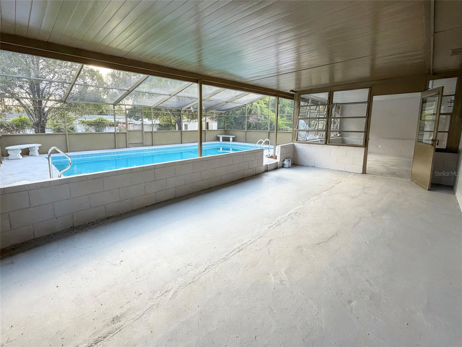 MEADOW OAKS SUB - Residential