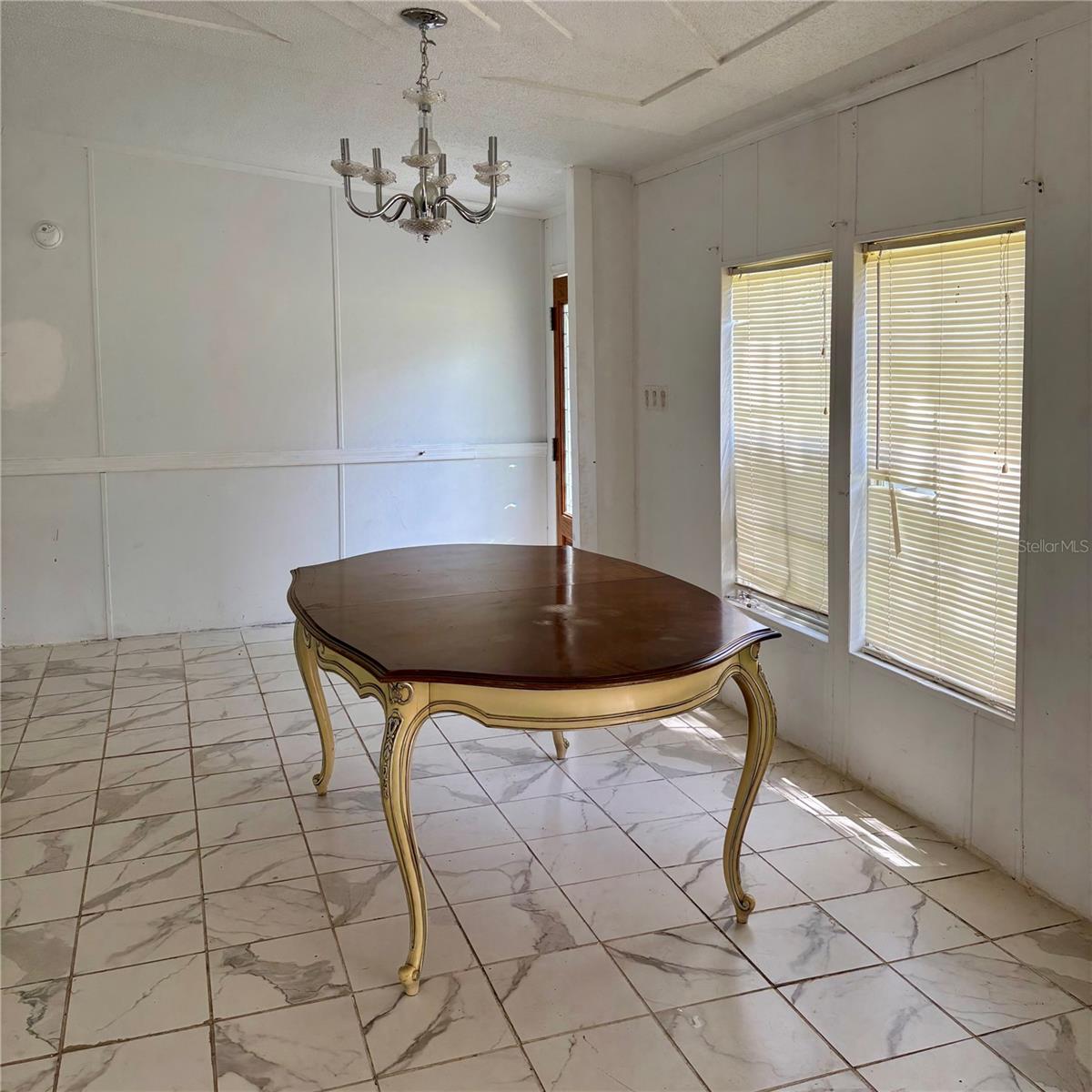 CROOM-A-COOCHEE ESTATES 73 - Residential