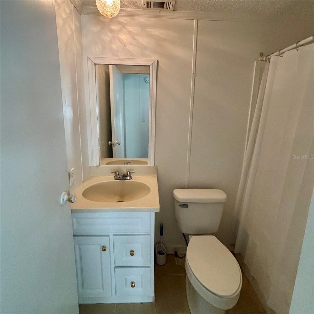 CROOM-A-COOCHEE ESTATES 73 - Residential