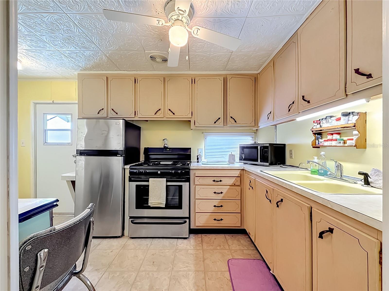 EL REY MOBILE HOME PARK UNREC - Residential