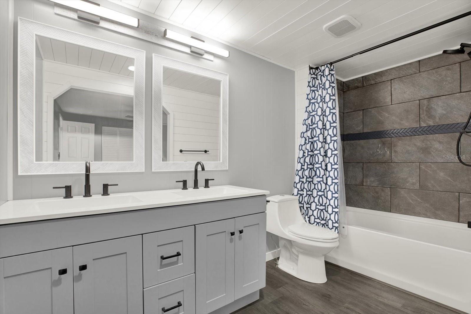 BROOKRIDGE COMM - Residential