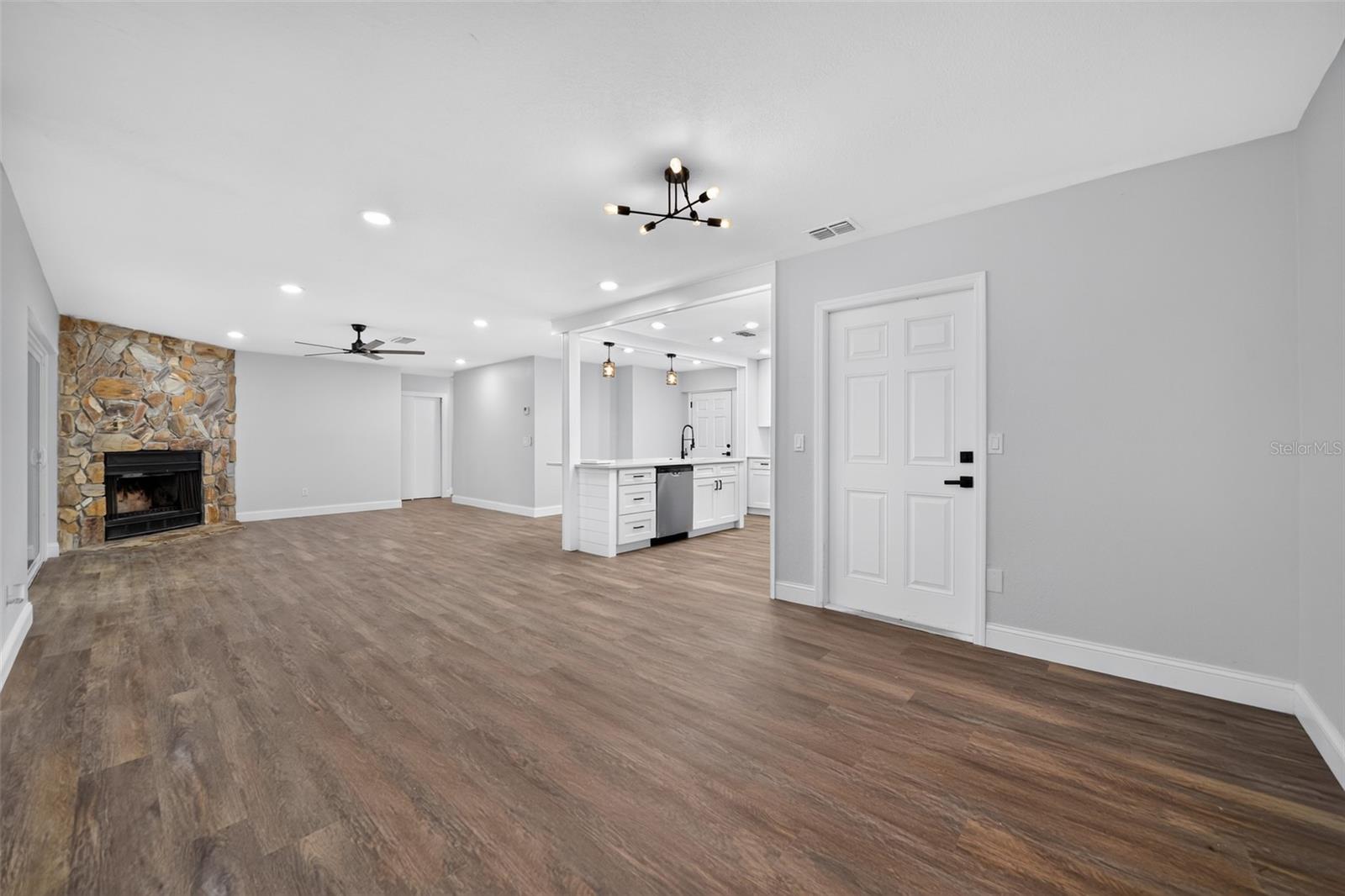 MEADOW WOODS VILLAGE 02 - Residential