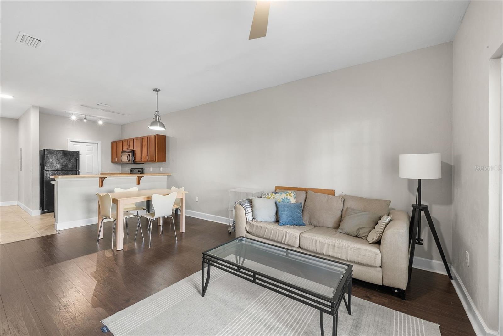 WOODS EDGE CONDO - Residential