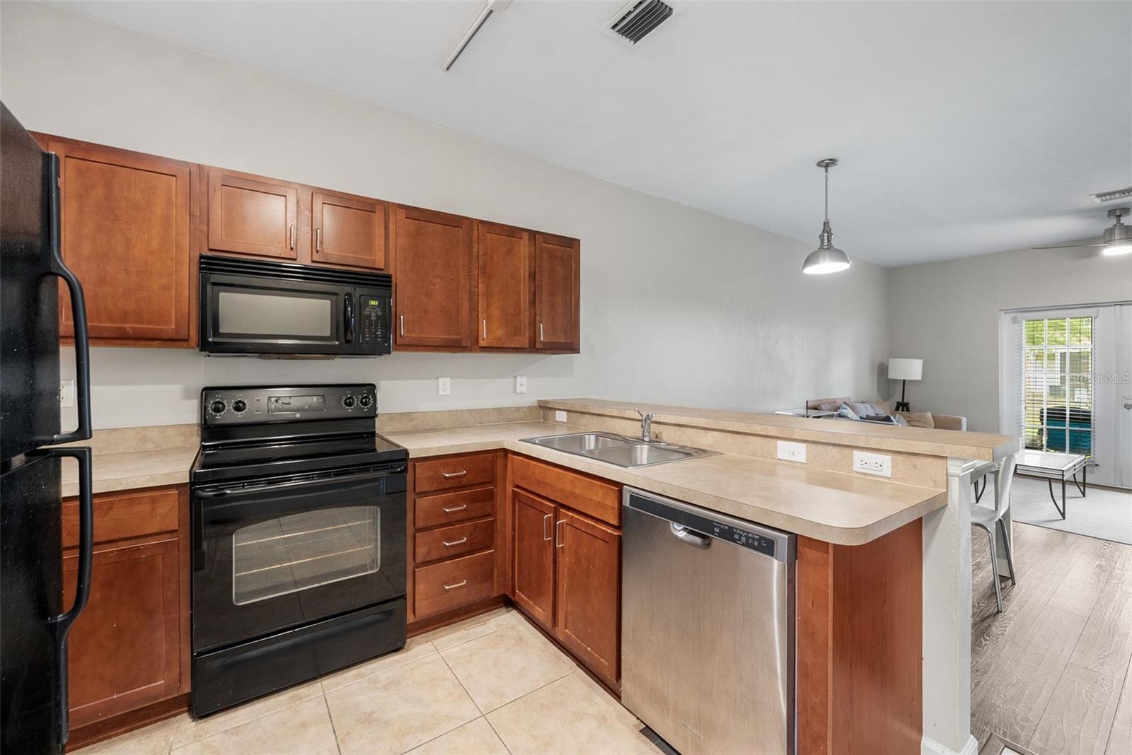 WOODS EDGE CONDO - Residential
