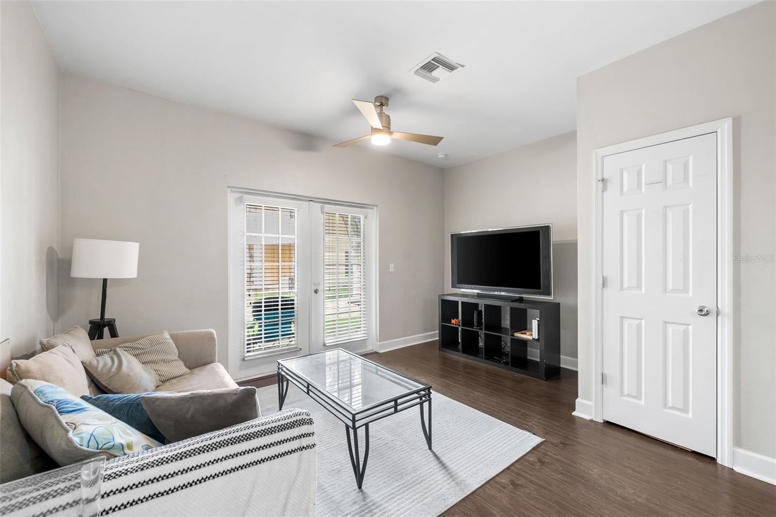 WOODS EDGE CONDO - Residential