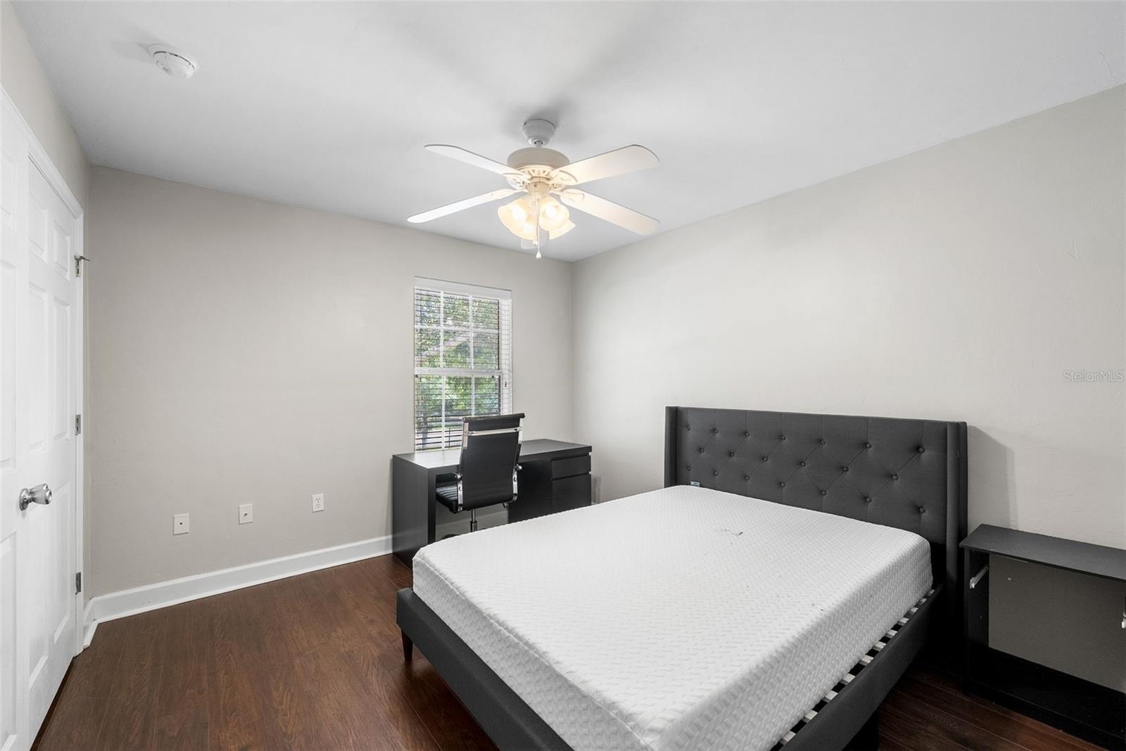 WOODS EDGE CONDO - Residential