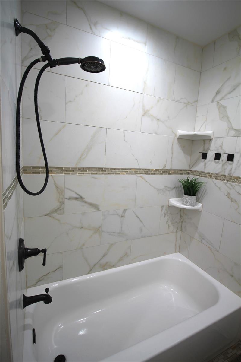DE SOTO ESTATES - Residential