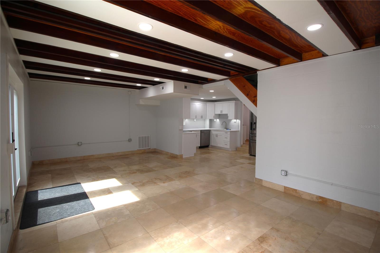 DE SOTO ESTATES - Residential