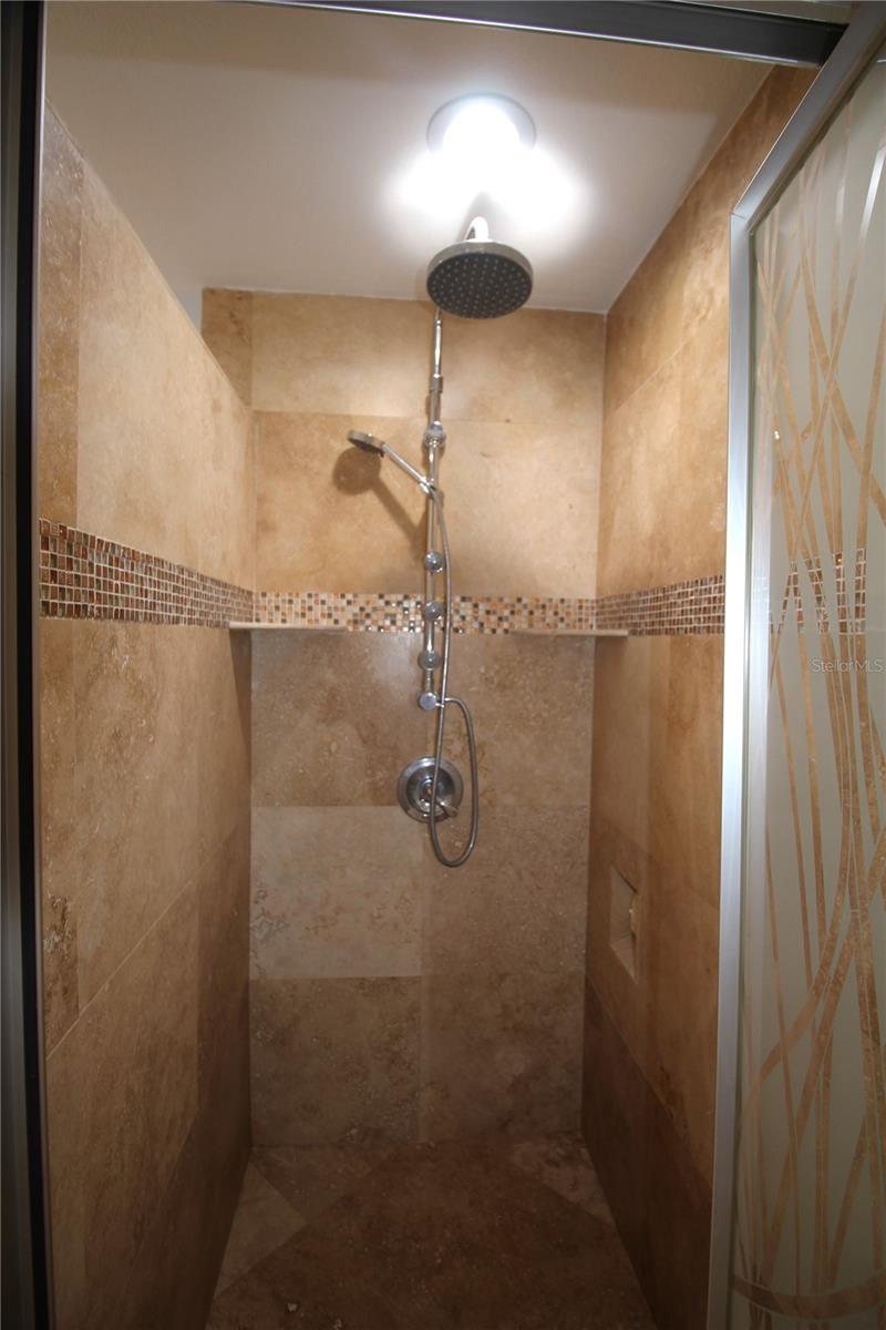 DE SOTO ESTATES - Residential