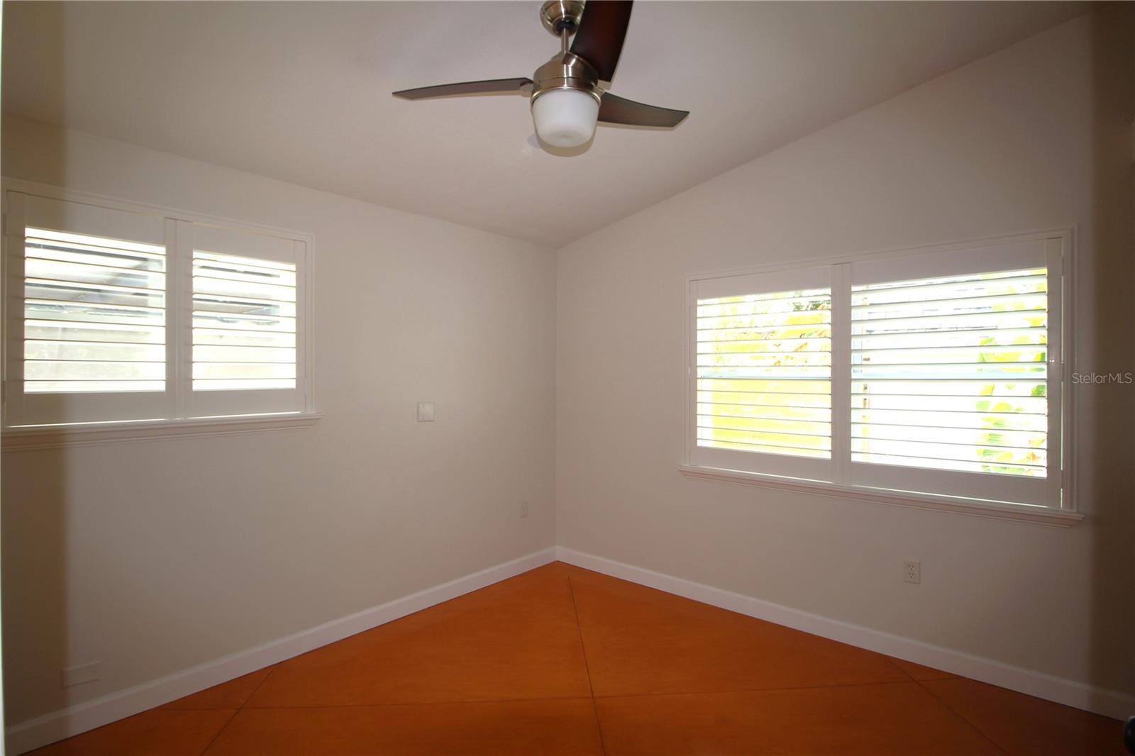 DE SOTO ESTATES - Residential