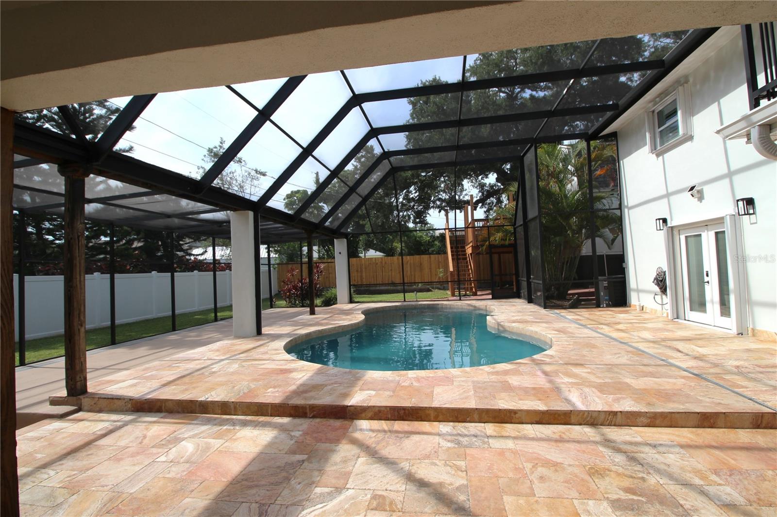 DE SOTO ESTATES - Residential