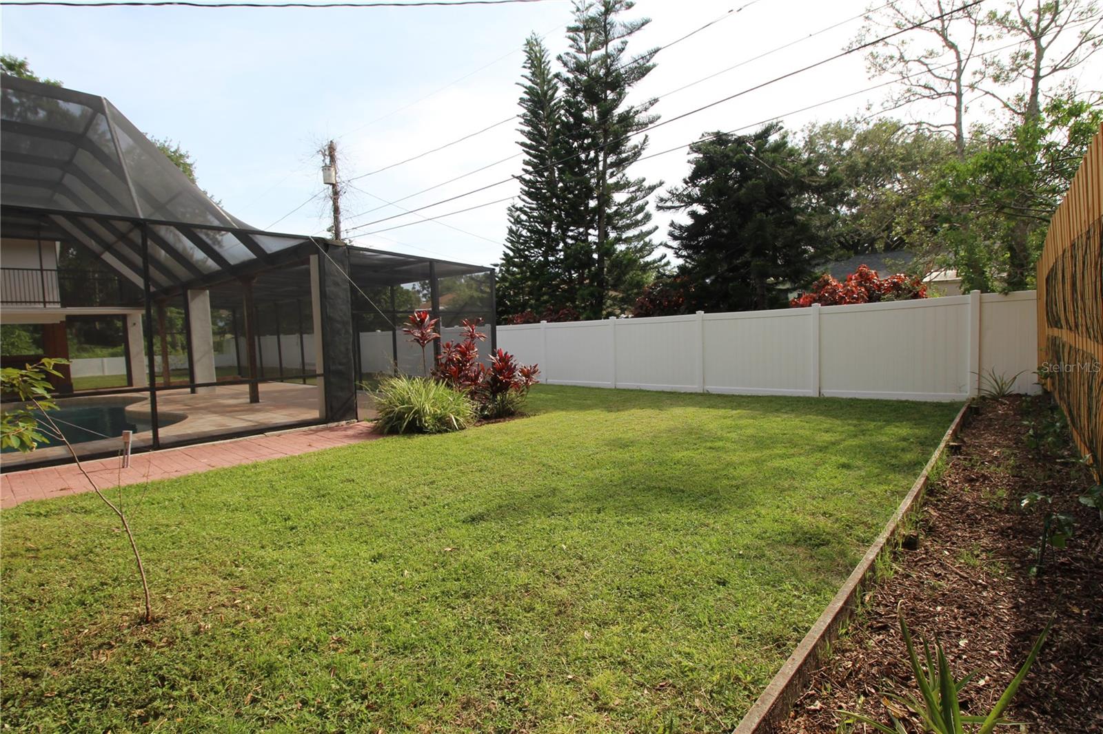 DE SOTO ESTATES - Residential